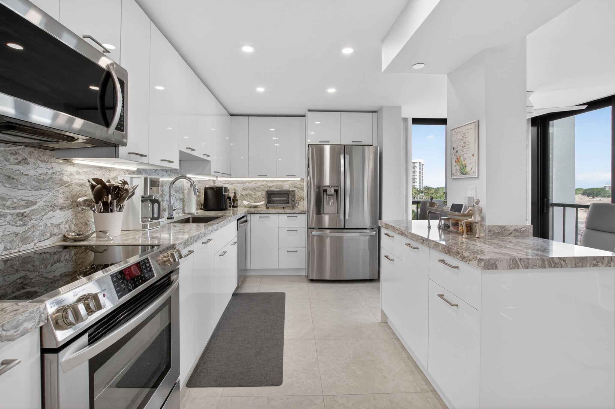 LAKEWOOD MIDRISE CONDO - Residential