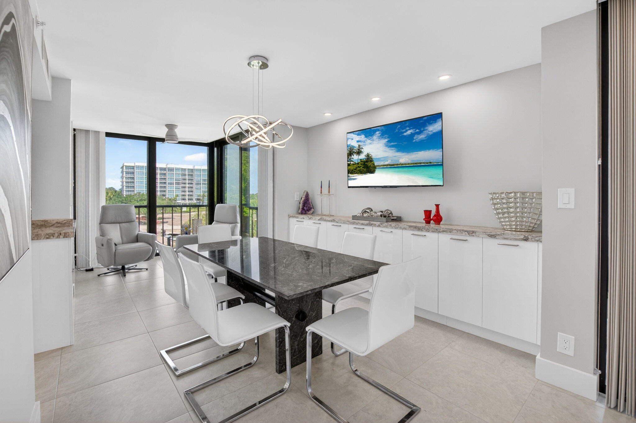 LAKEWOOD MIDRISE CONDO - Residential