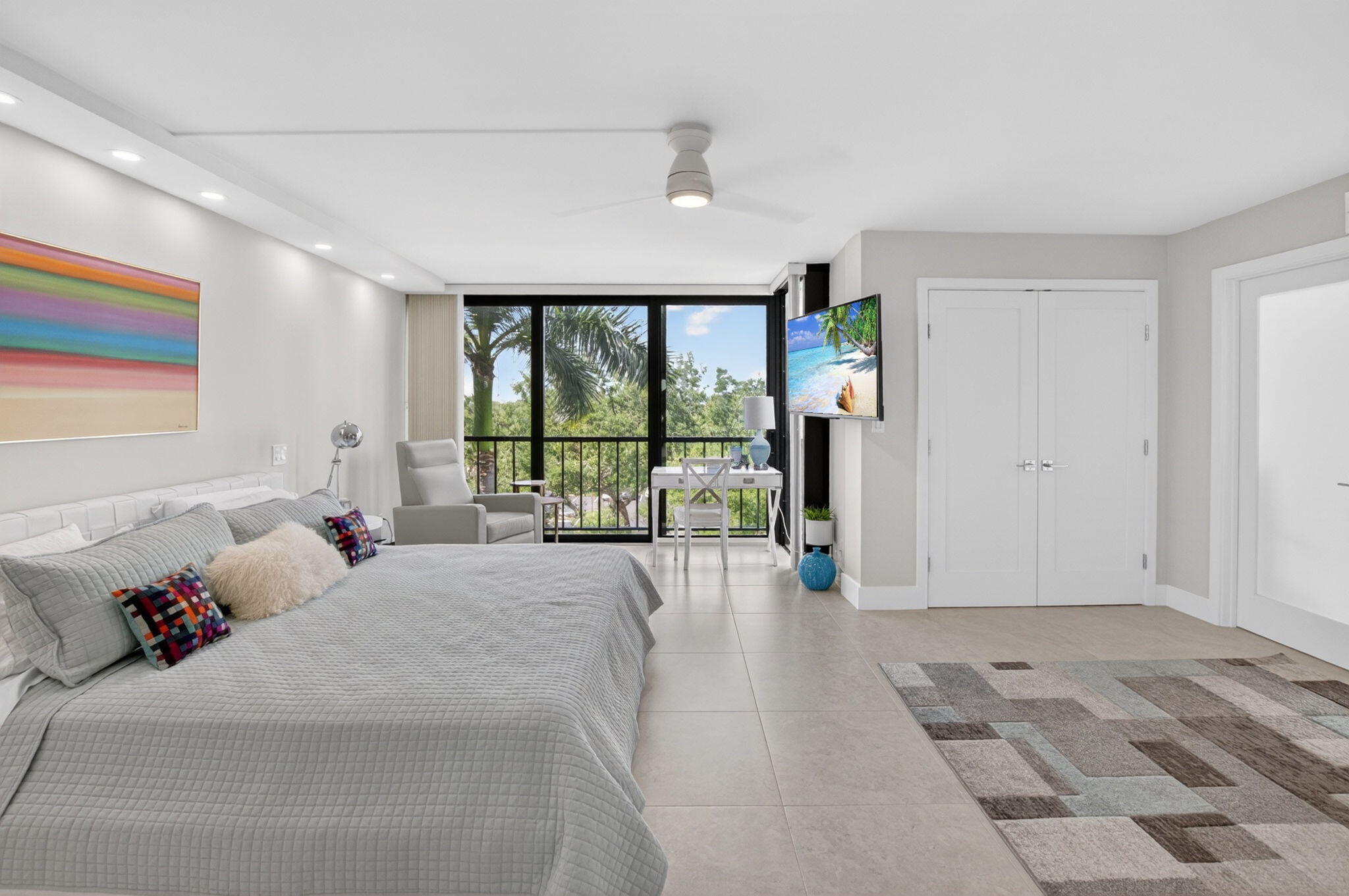 LAKEWOOD MIDRISE CONDO - Residential