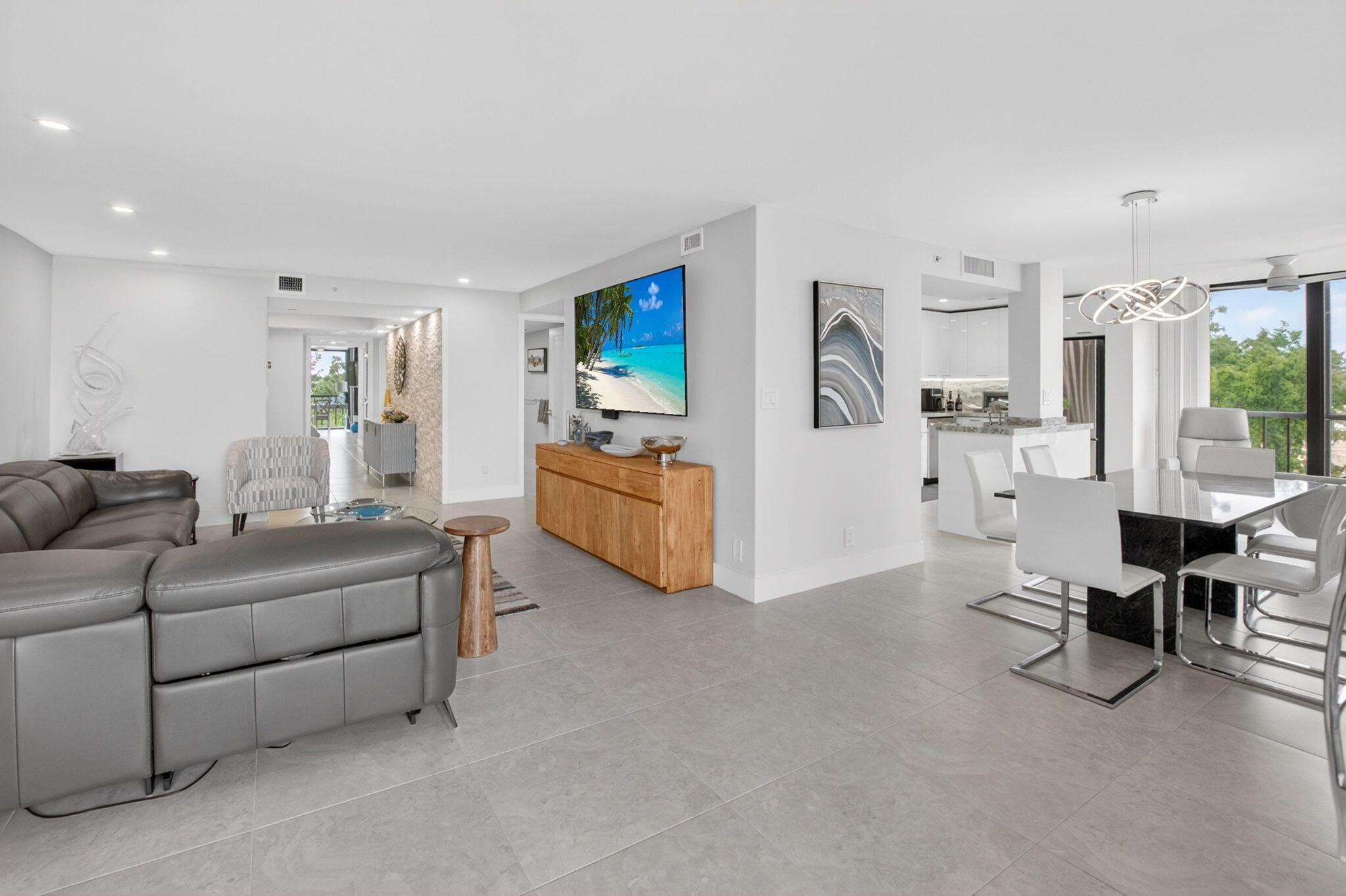 LAKEWOOD MIDRISE CONDO - Residential