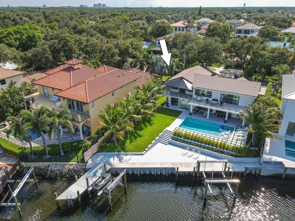 Photo of 12880 S Shore Drive, Palm Beach Gardens, FL 33410 (MLS # B26025574)