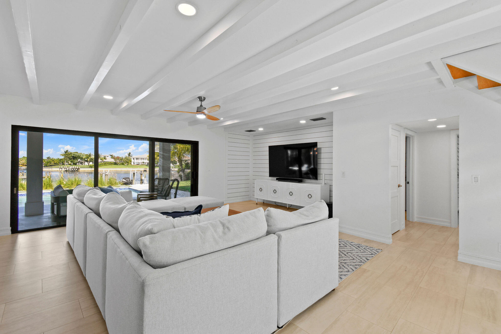 INTRACOASTAL PARK - Land