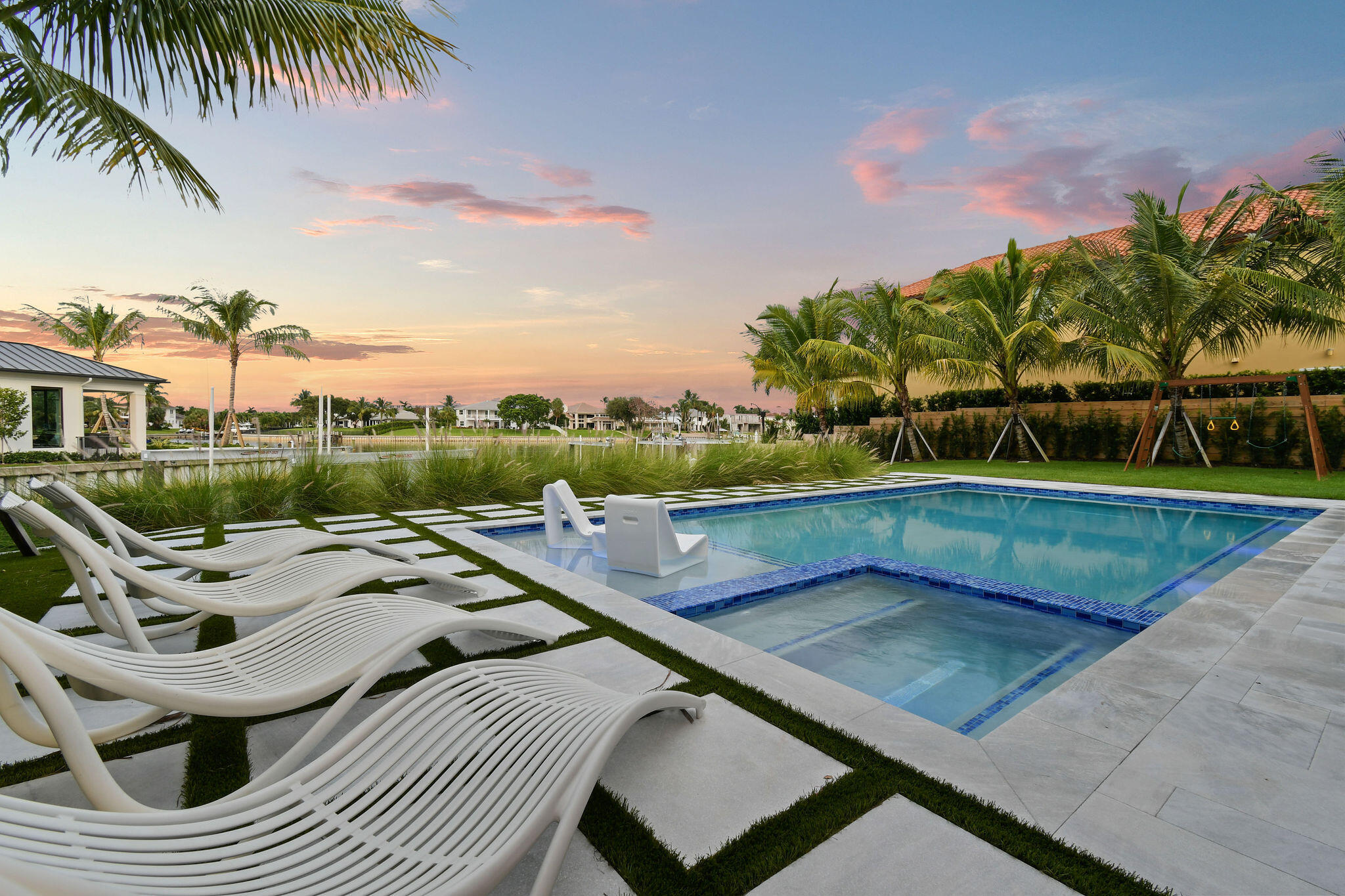 INTRACOASTAL PARK - Land