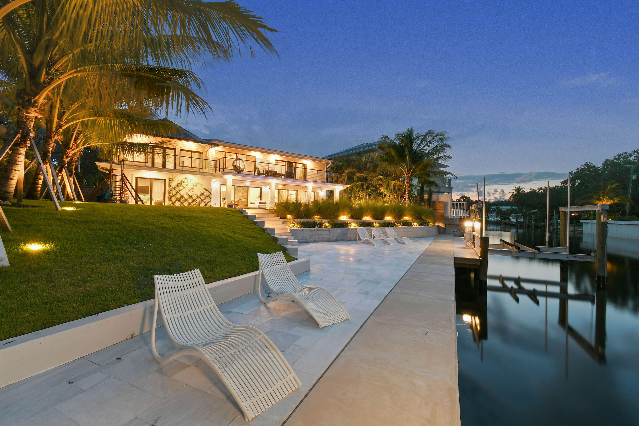 INTRACOASTAL PARK - Land