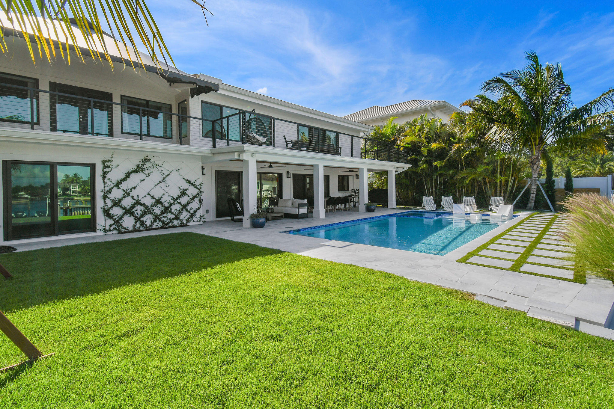 INTRACOASTAL PARK - Land