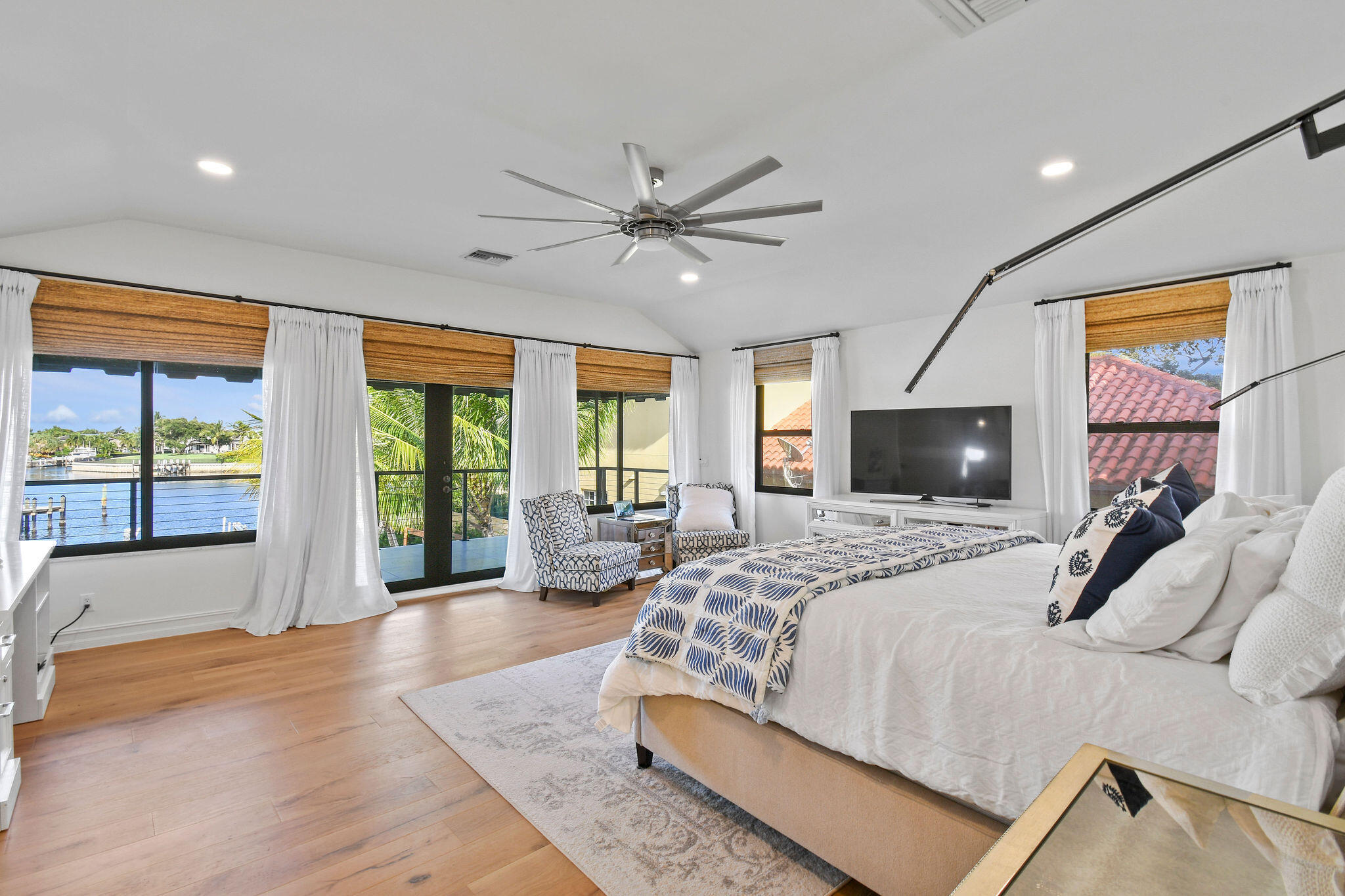 INTRACOASTAL PARK - Land