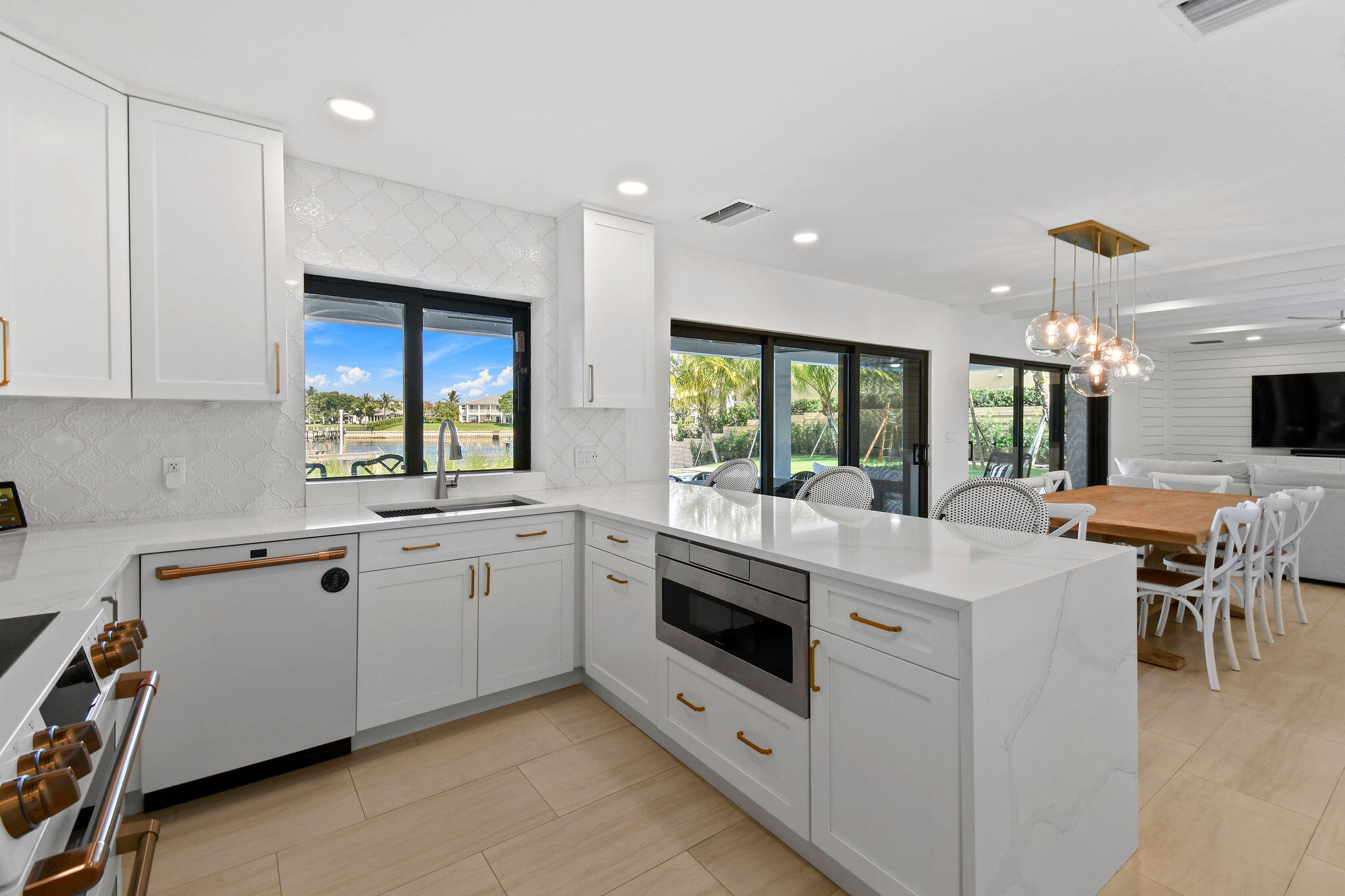 INTRACOASTAL PARK - Land