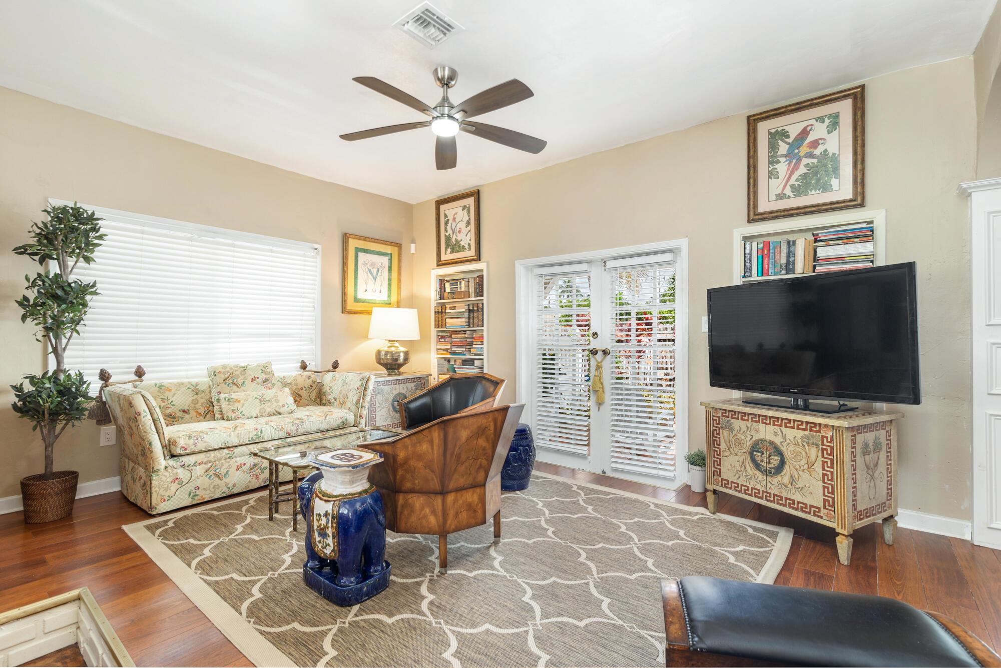 239 Lytton Court