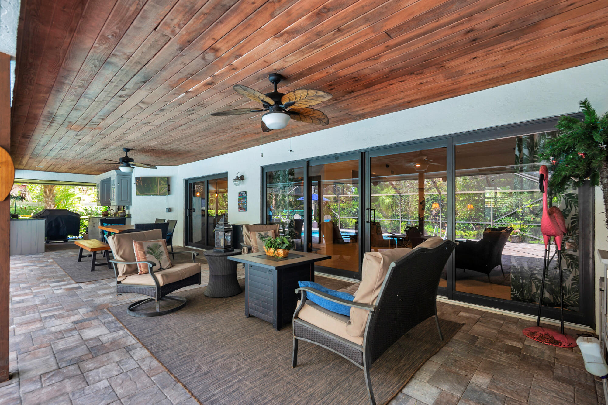 PINEWOOD MANOR OF WELLINGTON - Residential