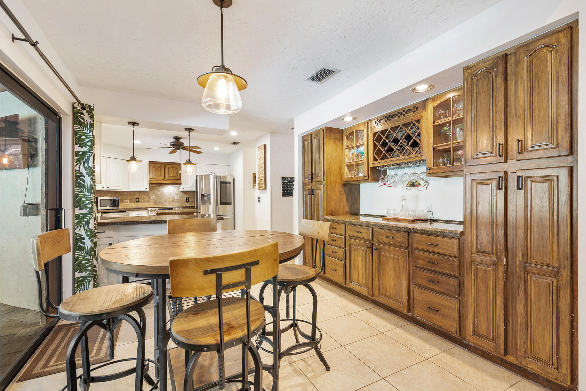 PINEWOOD MANOR OF WELLINGTON - Residential