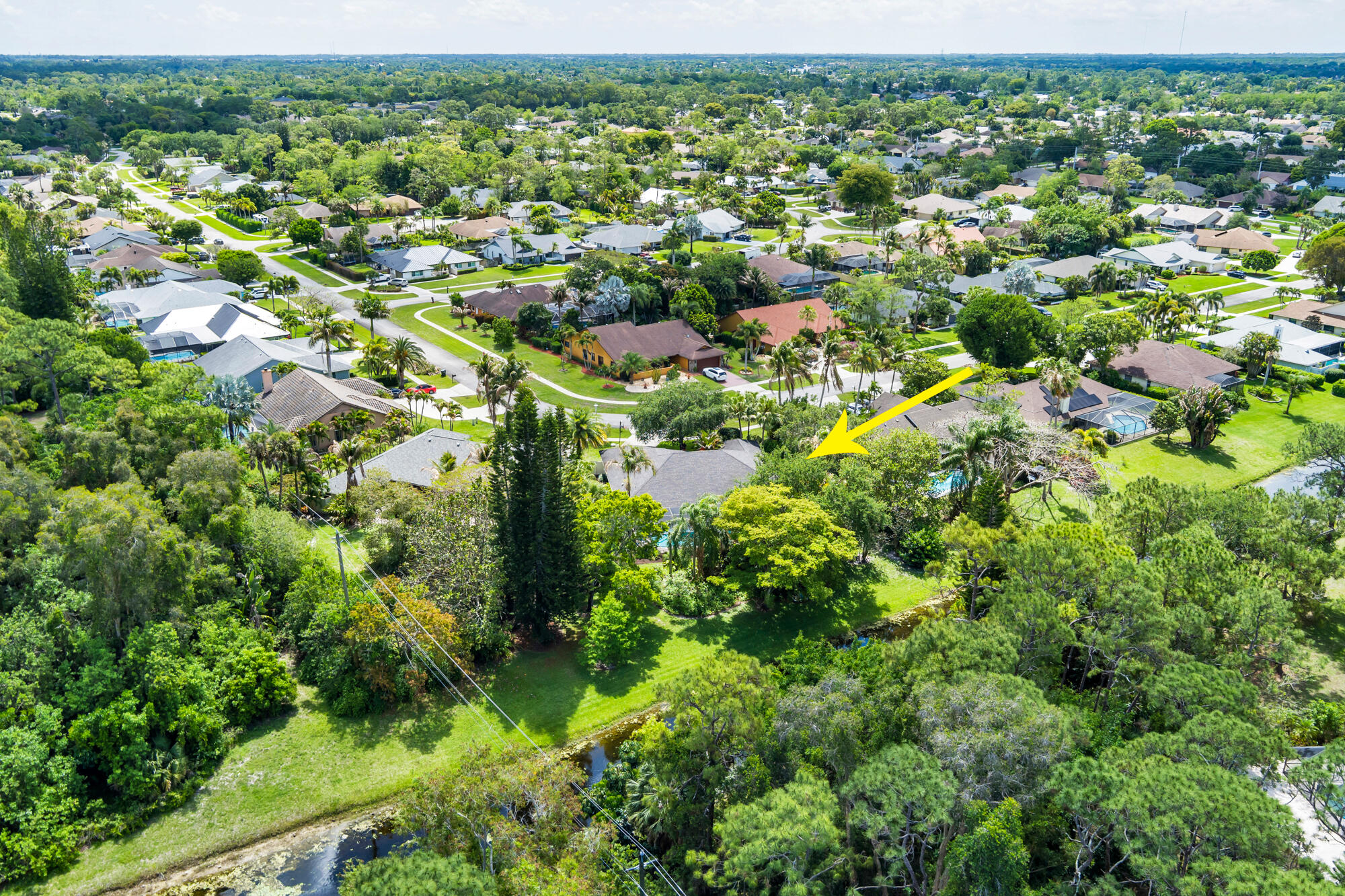 PINEWOOD MANOR OF WELLINGTON - Residential