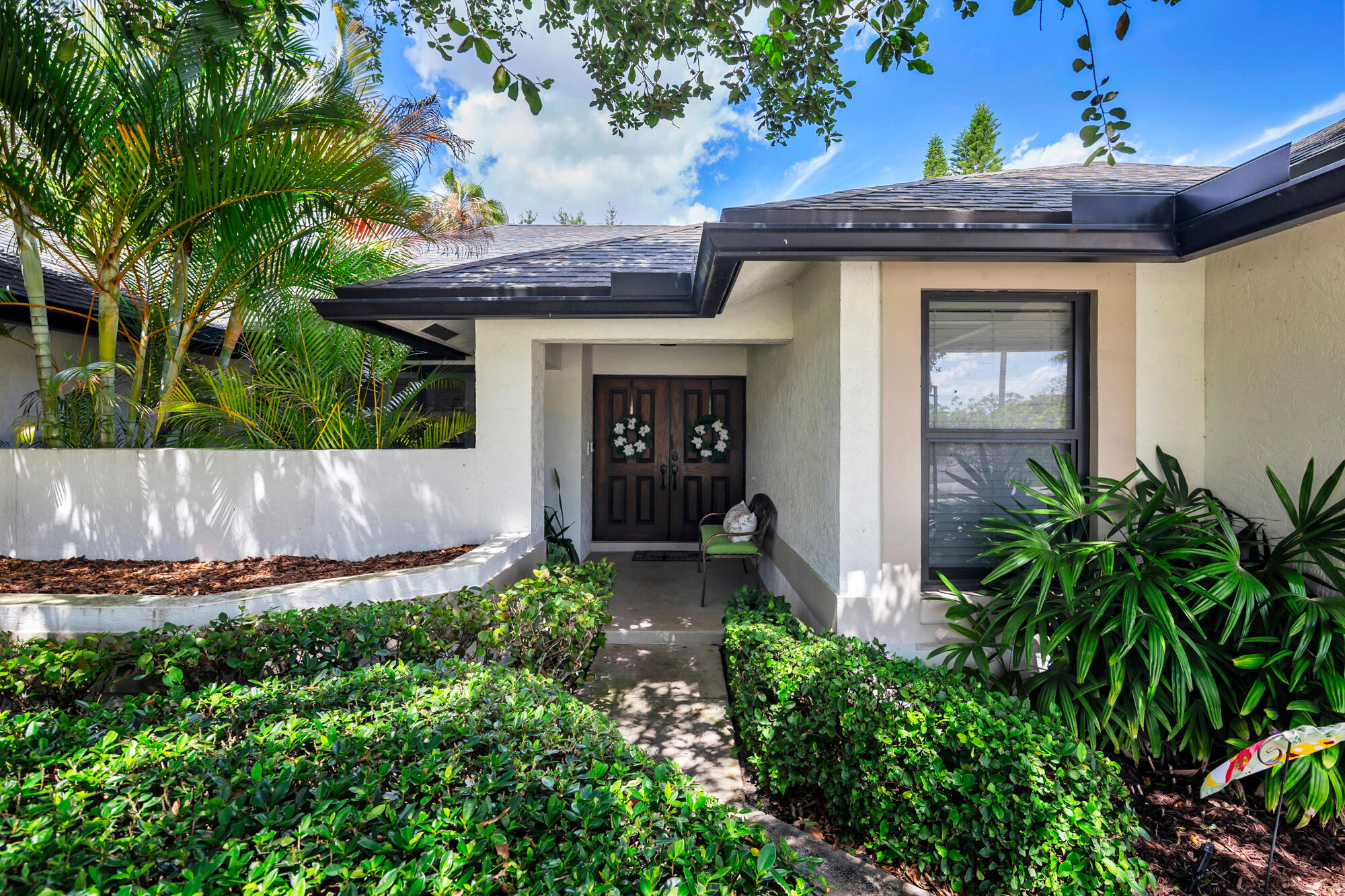 PINEWOOD MANOR OF WELLINGTON - Residential