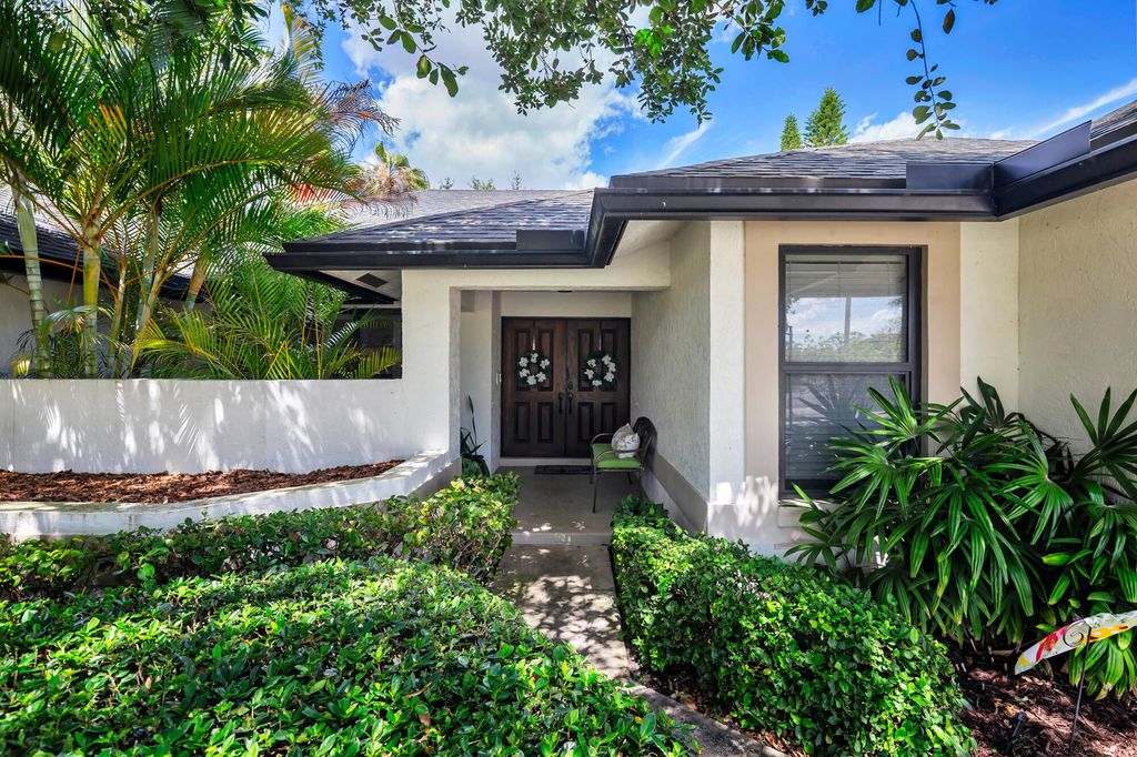 Photo of 13739 Ishnala Circle, Wellington, FL 33414 (MLS # B26019743)