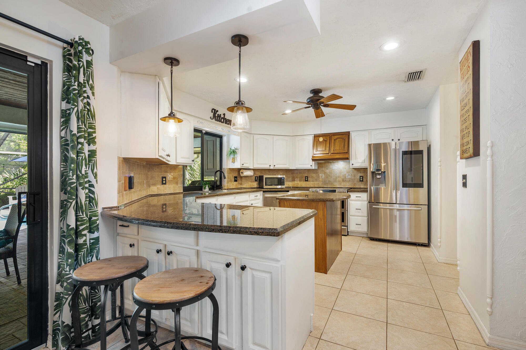 PINEWOOD MANOR OF WELLINGTON - Residential