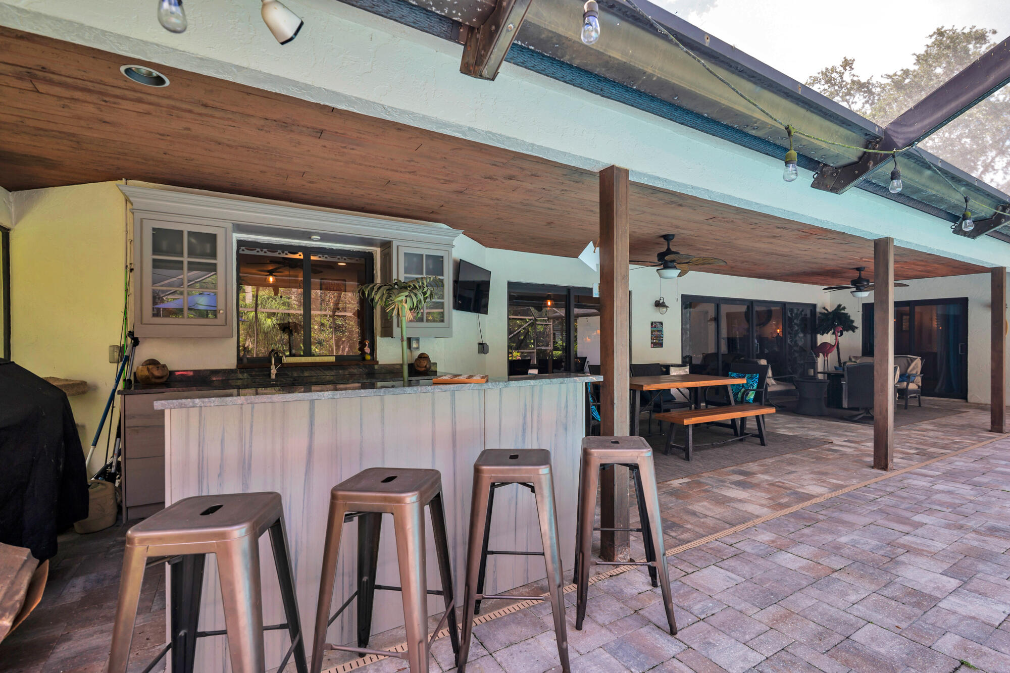 PINEWOOD MANOR OF WELLINGTON - Residential