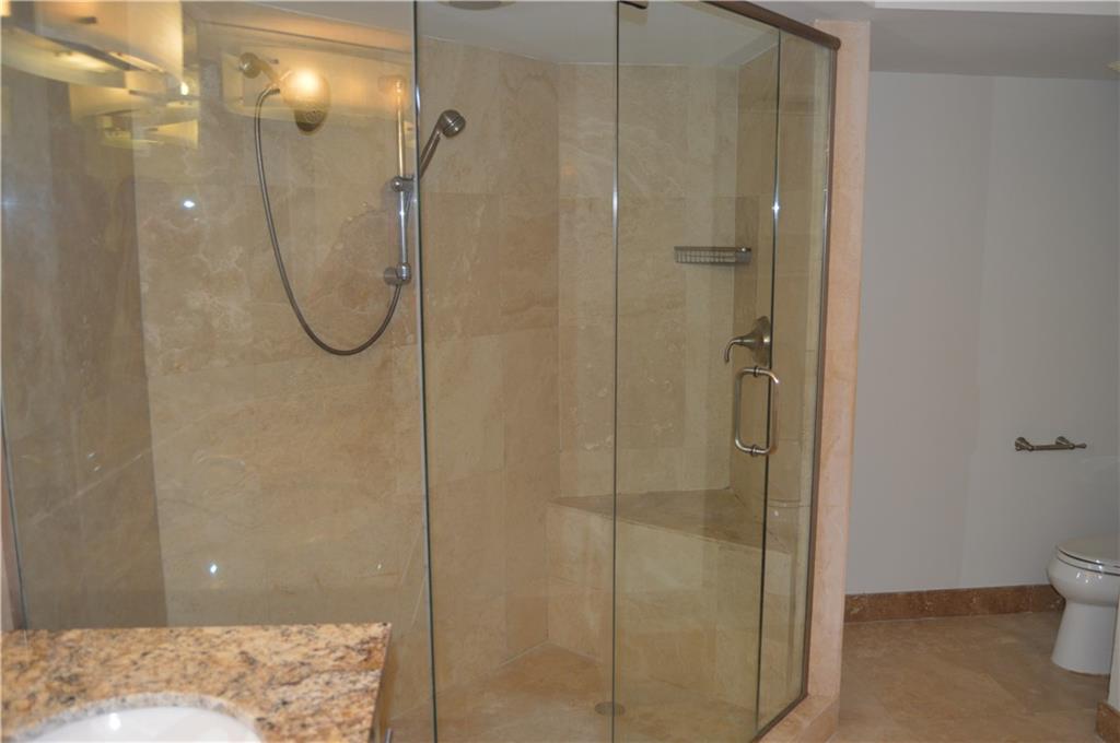 Point of America 1 - Residential