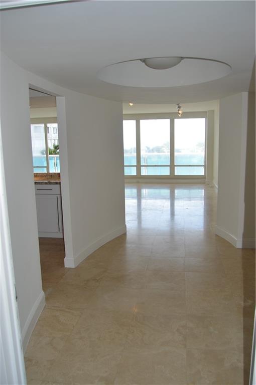 Point of America 1 - Residential