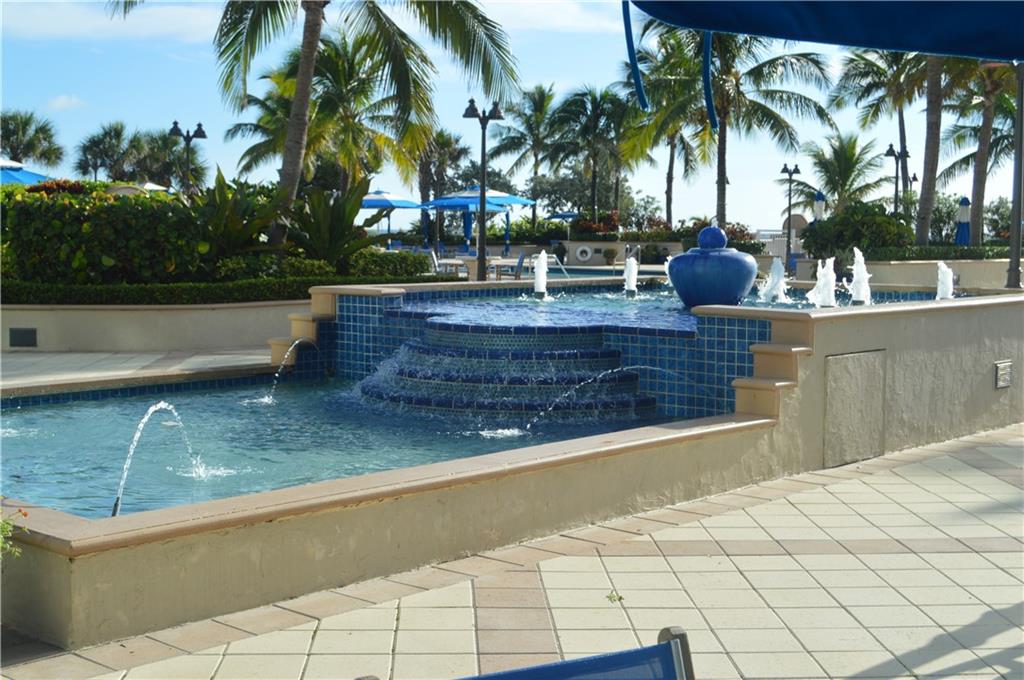 Point of America 1 - Residential