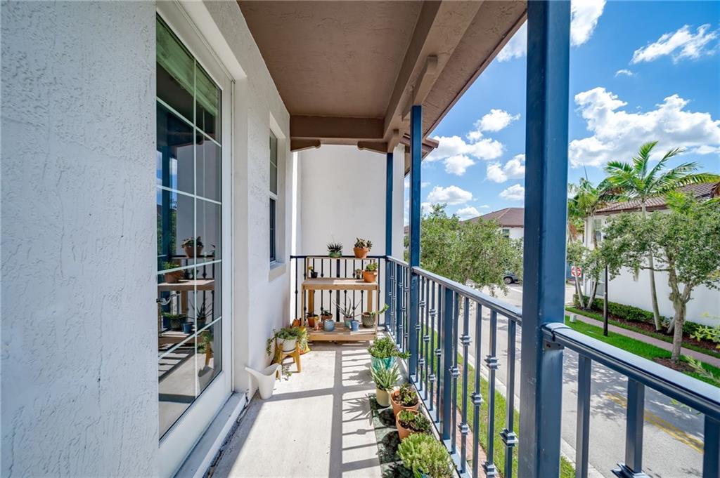 MONTCLAIR - Residential