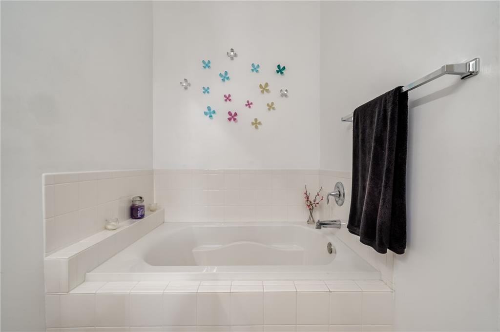 MONTCLAIR - Residential