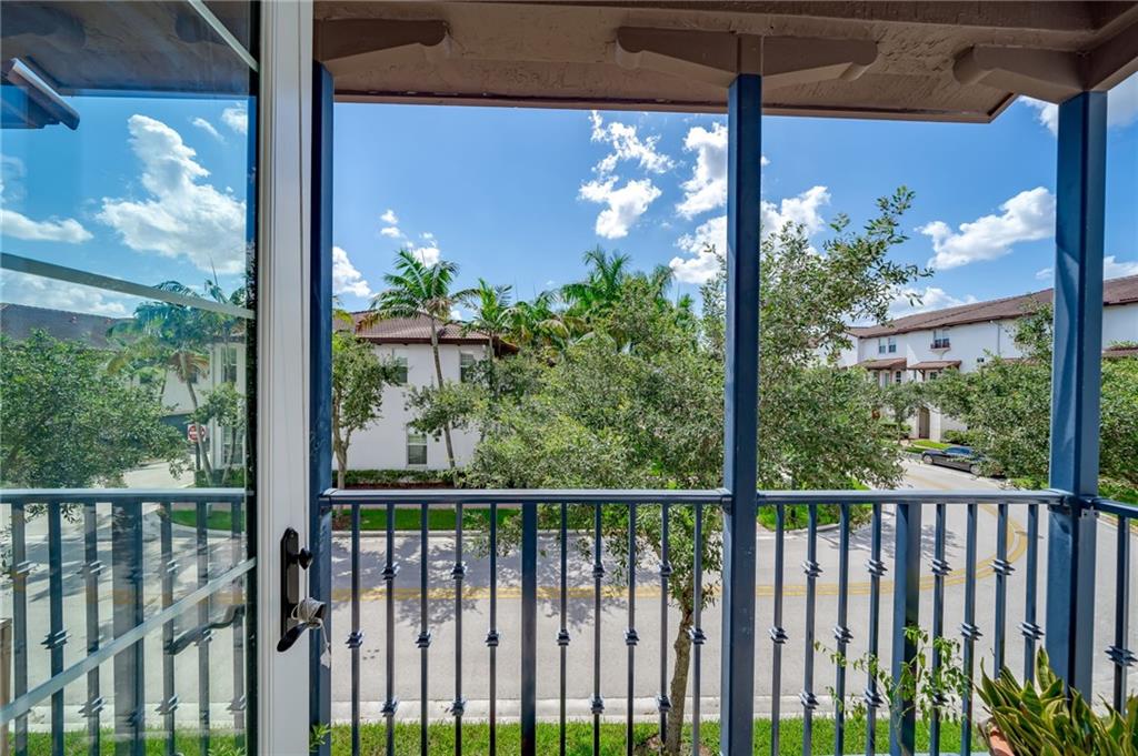 MONTCLAIR - Residential
