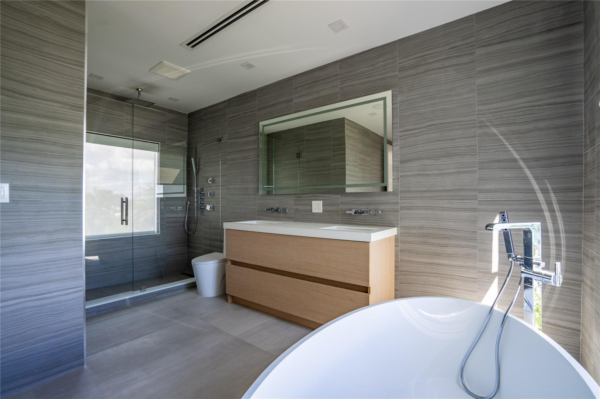 Hillsboro Mile - Residential