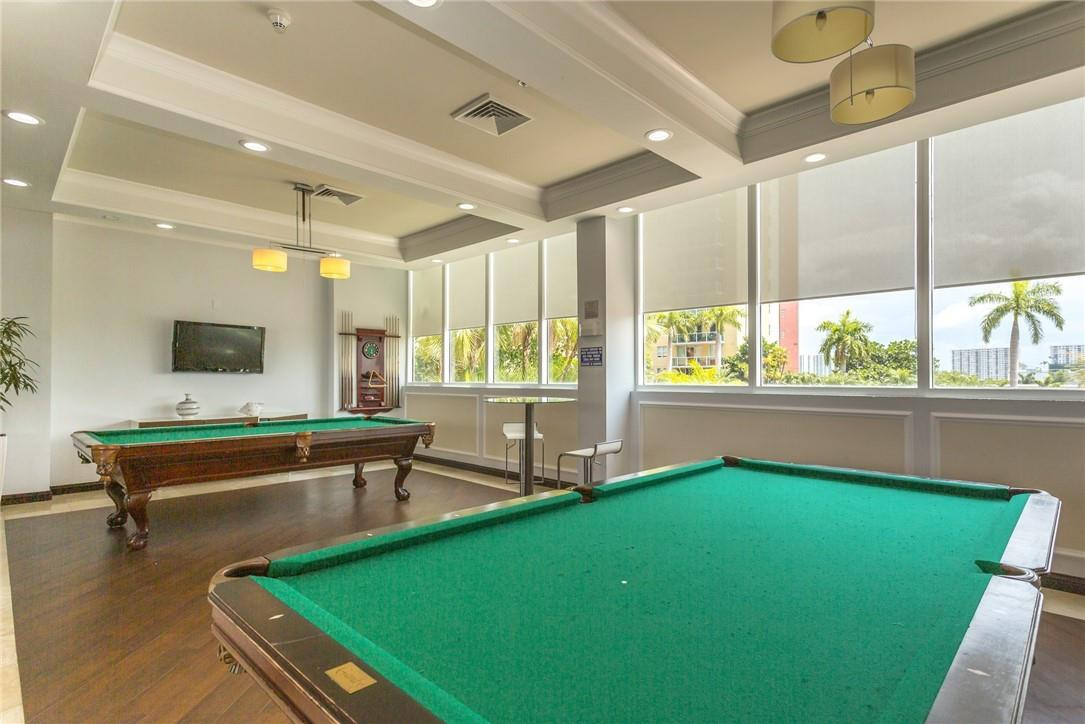 INTRACOSTAL YACHT CLUB - Residential Lease