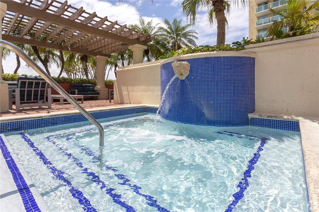 INTRACOSTAL YACHT CLUB - Residential Lease