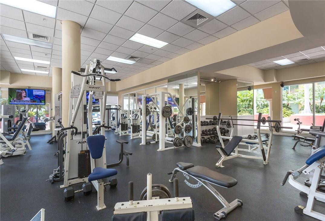 INTRACOSTAL YACHT CLUB - Residential Lease