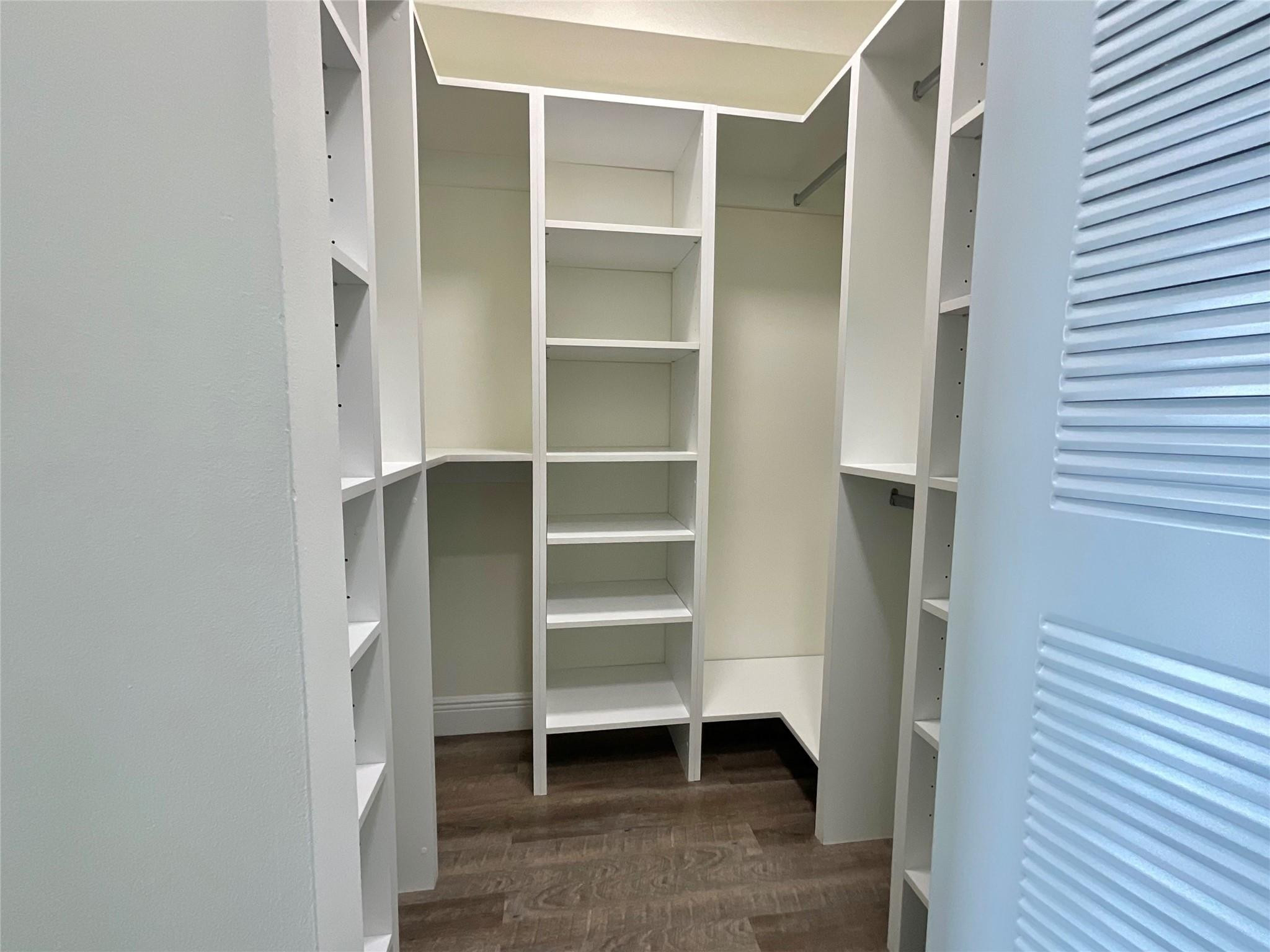 INTRACOSTAL YACHT CLUB - Residential Lease