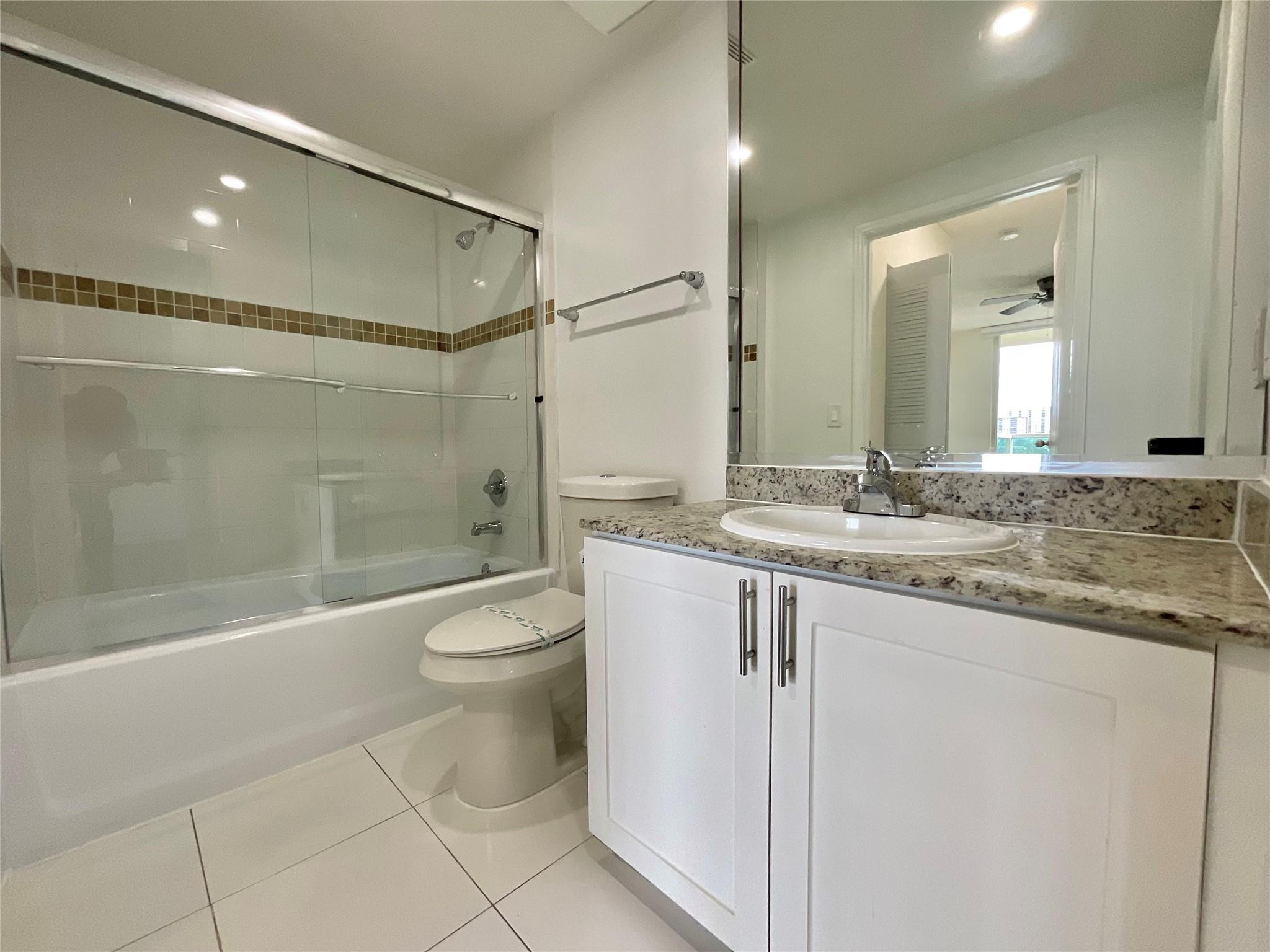 INTRACOSTAL YACHT CLUB - Residential Lease