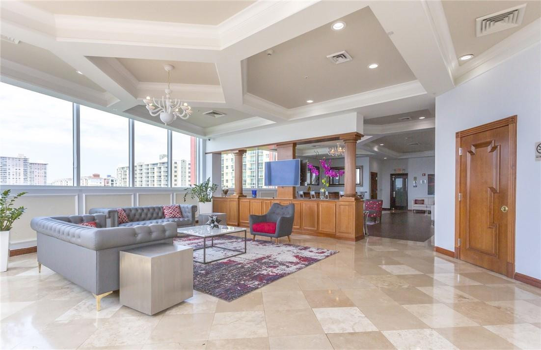 INTRACOSTAL YACHT CLUB - Residential Lease