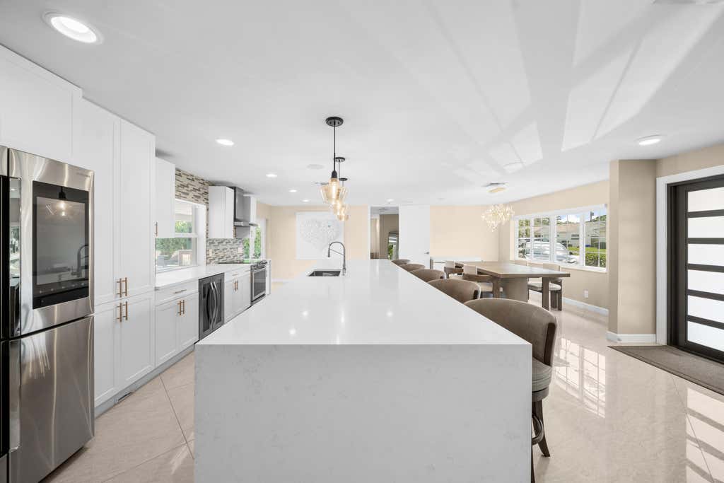 Photo of 1 Tam O Shanter Lane, Boca Raton, FL 33431 (MLS # B26063423)