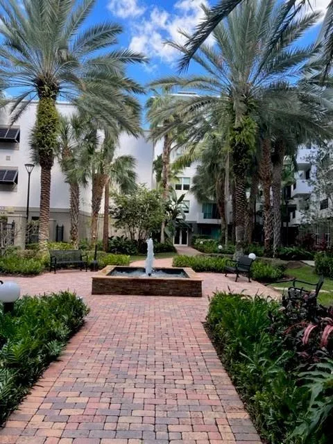 2421 NE 65th Street Unit 202, Fort Lauderdale, FL MLS: F10492675