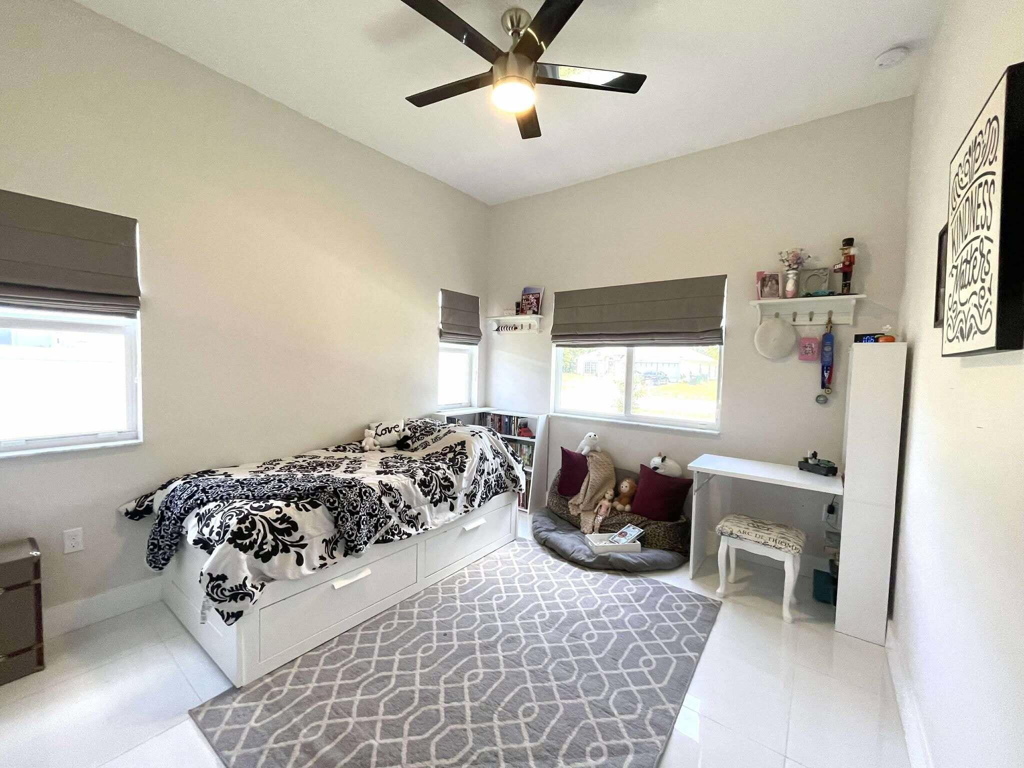 PORT ST LUCIE SECTION 18 - Residential