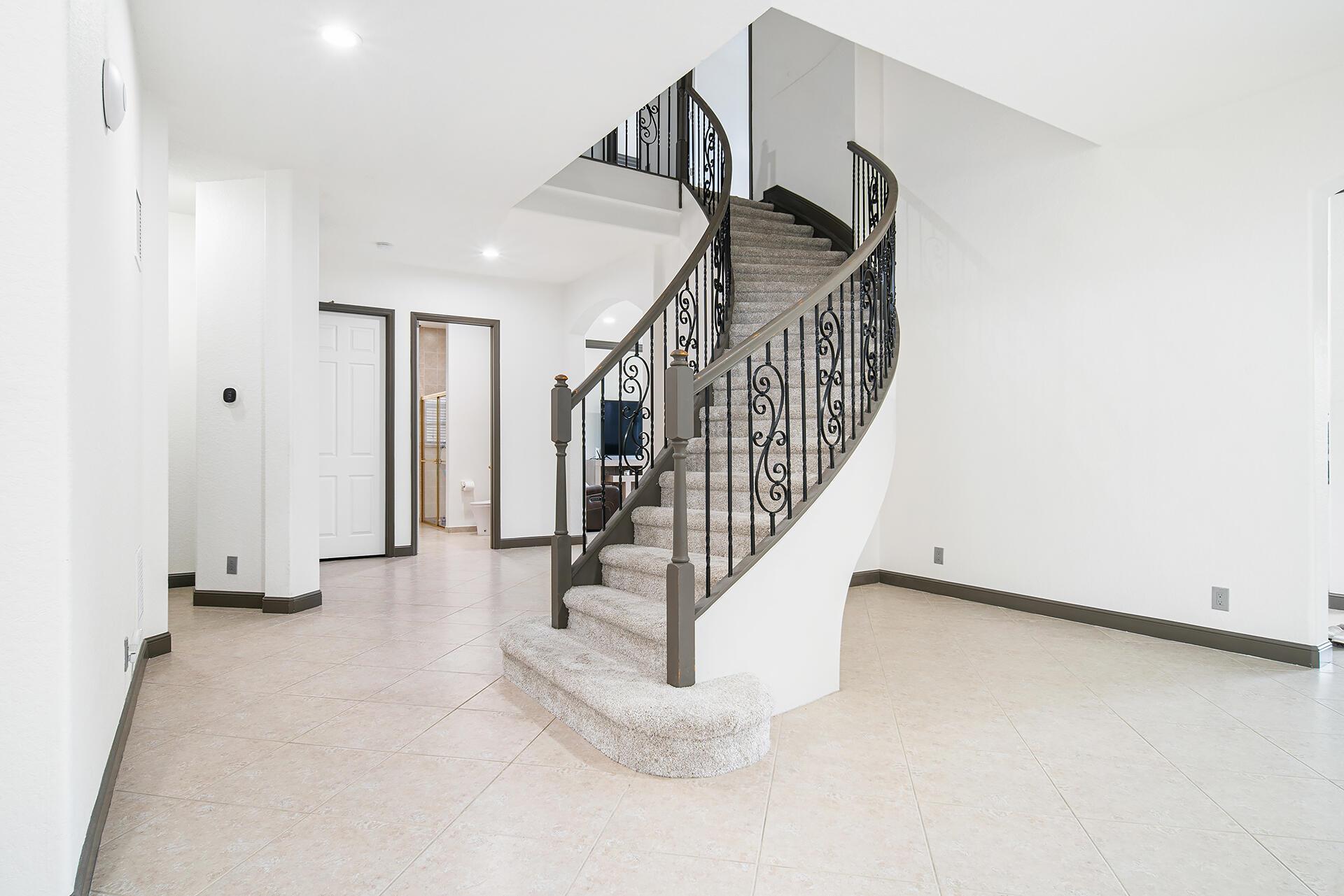 1207 Creek Side Drive