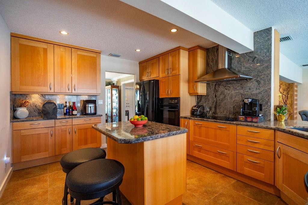 Venetian Isles 3rd Sec 47 - Residential