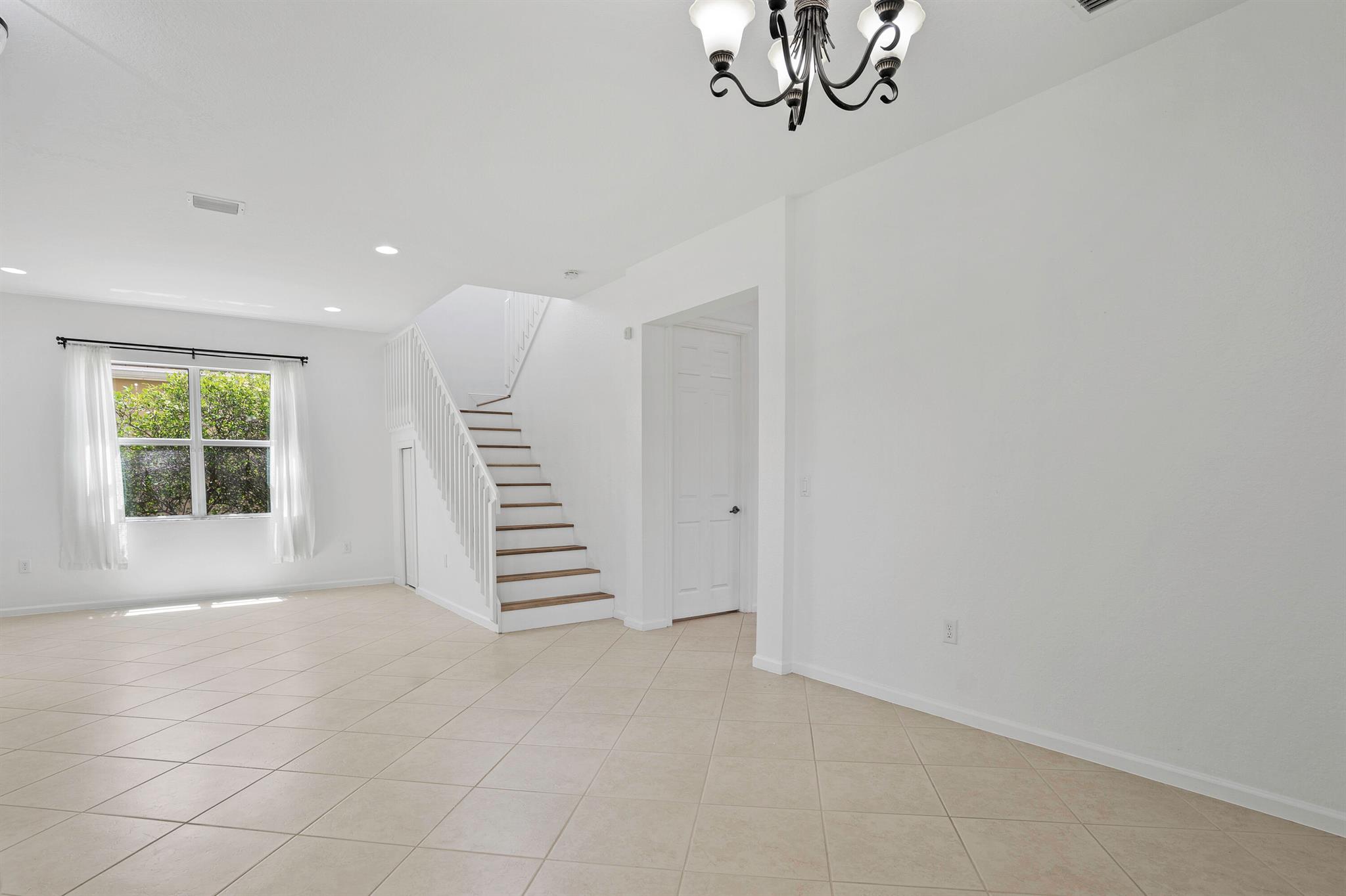 10960 Bitternut Hickory Lane