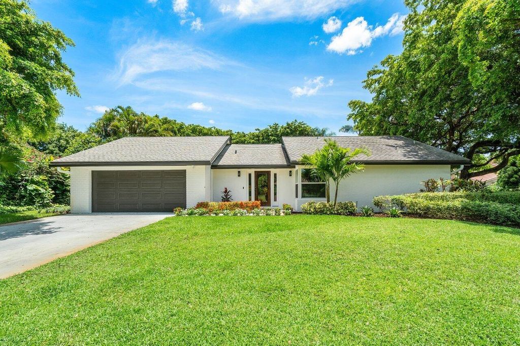 Photo of 6205 Celadon Circle, West Palm Beach, FL 33418 (MLS # R10811045)