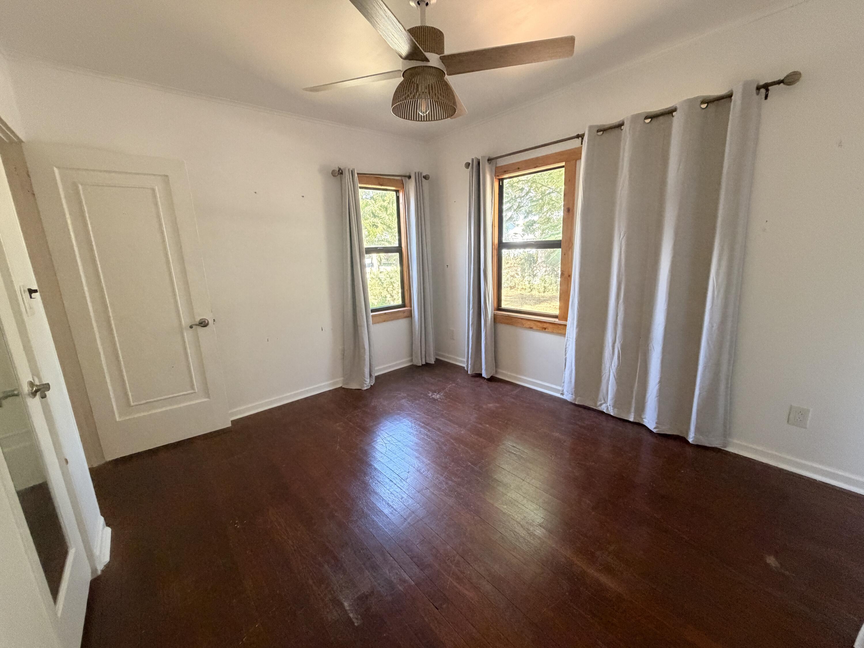 Pineapple Park - Residential Lease