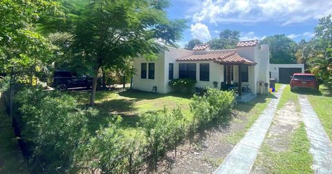 1026 Upland Road Main House West Palm Beach FL 33401