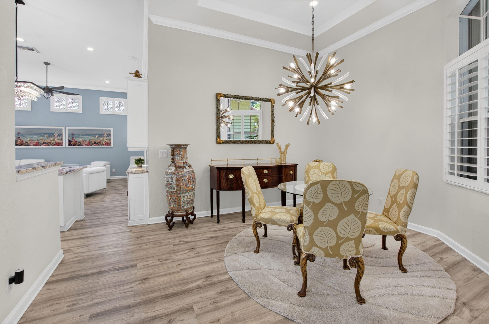 HUNTERS COURT - Residential