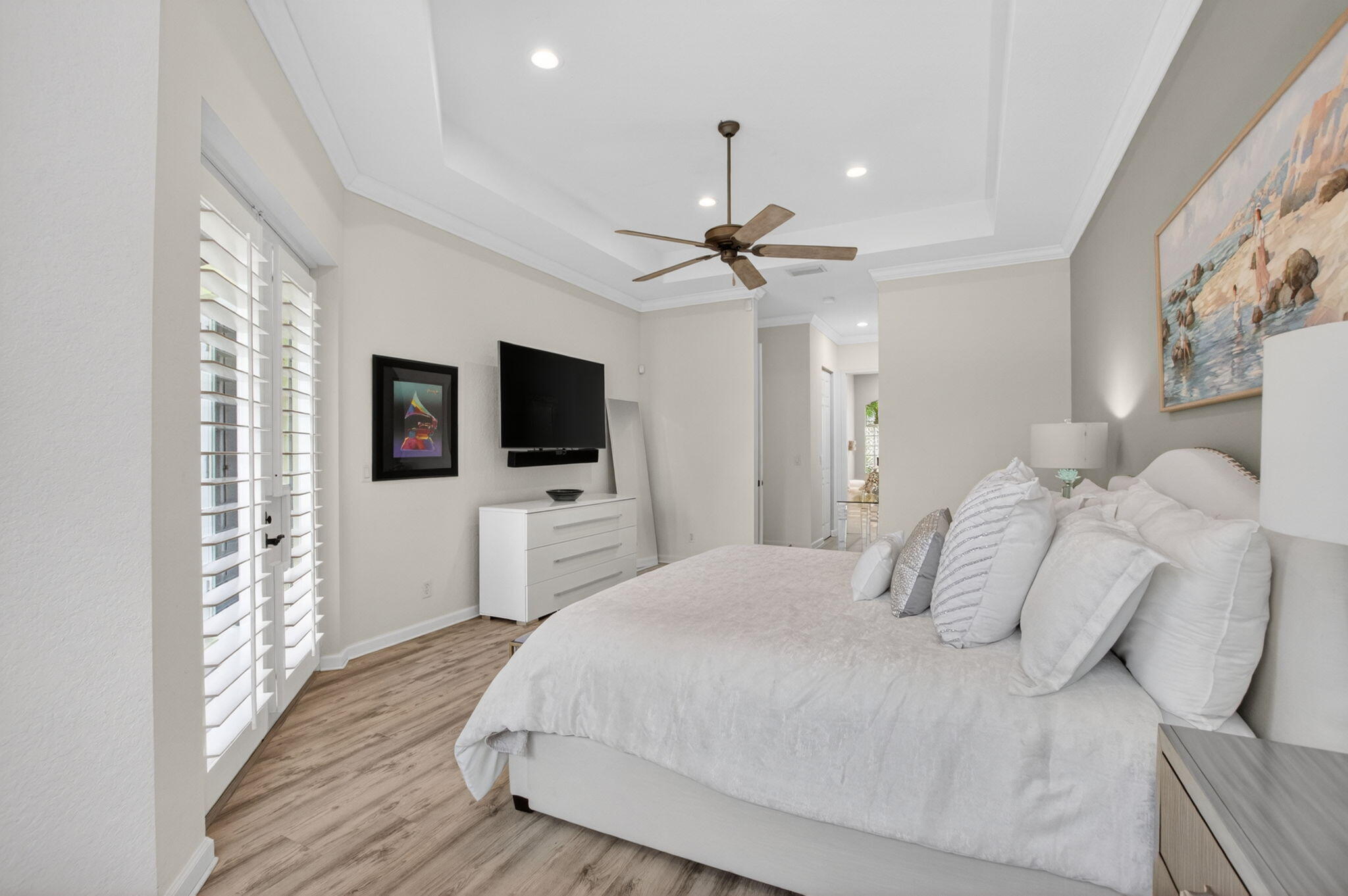HUNTERS COURT - Residential