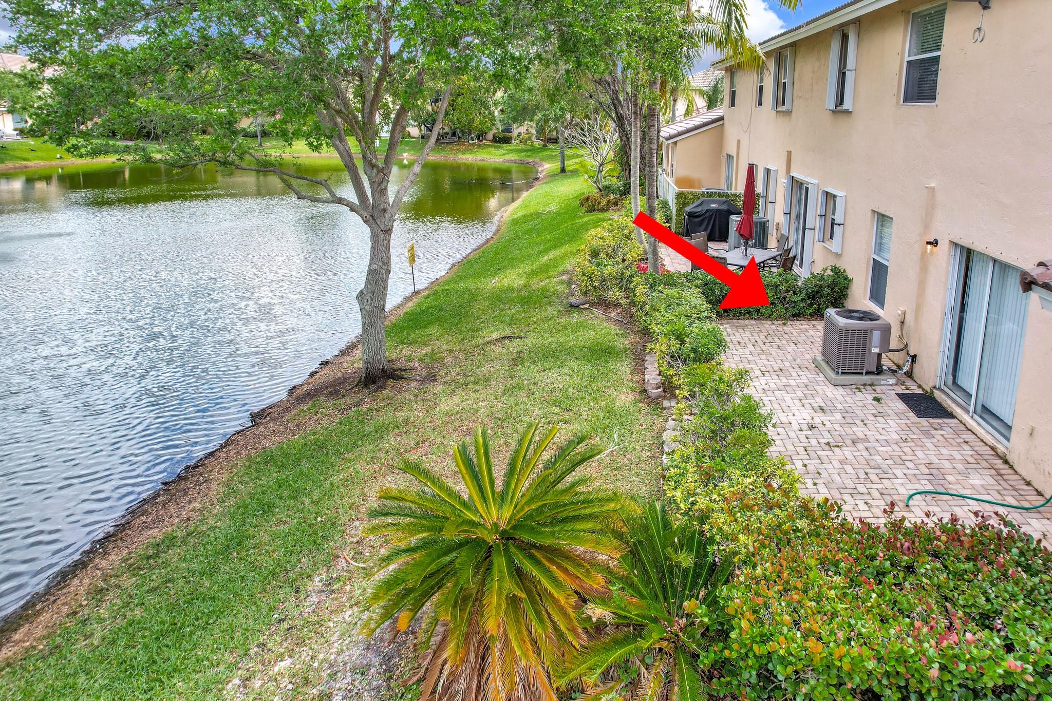 RAINTREE VILLAS - Residential