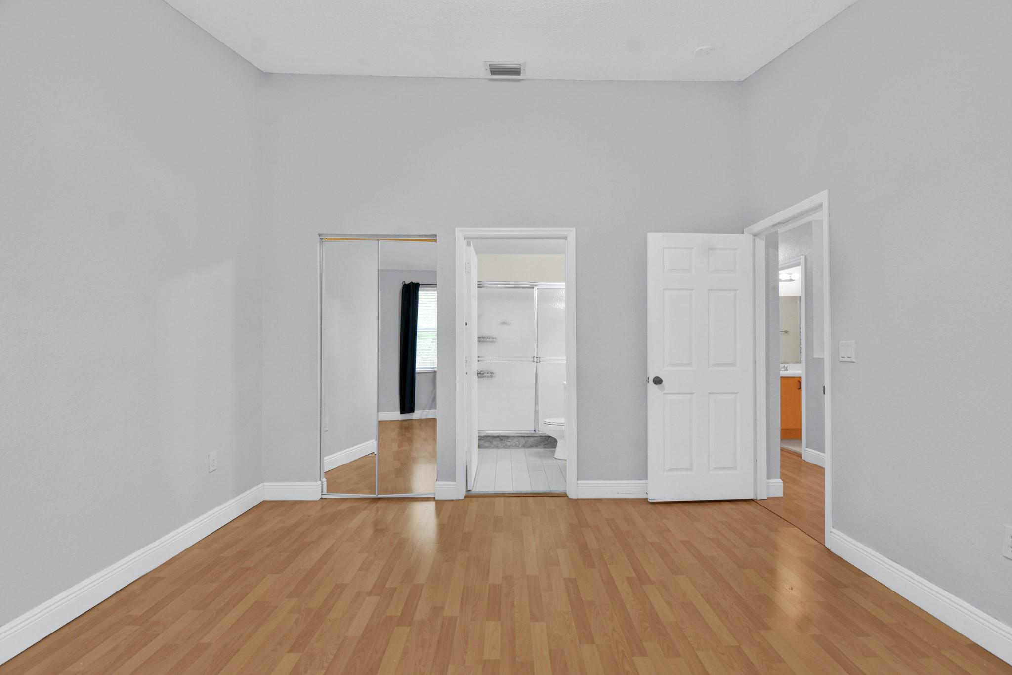 RAINTREE VILLAS - Residential