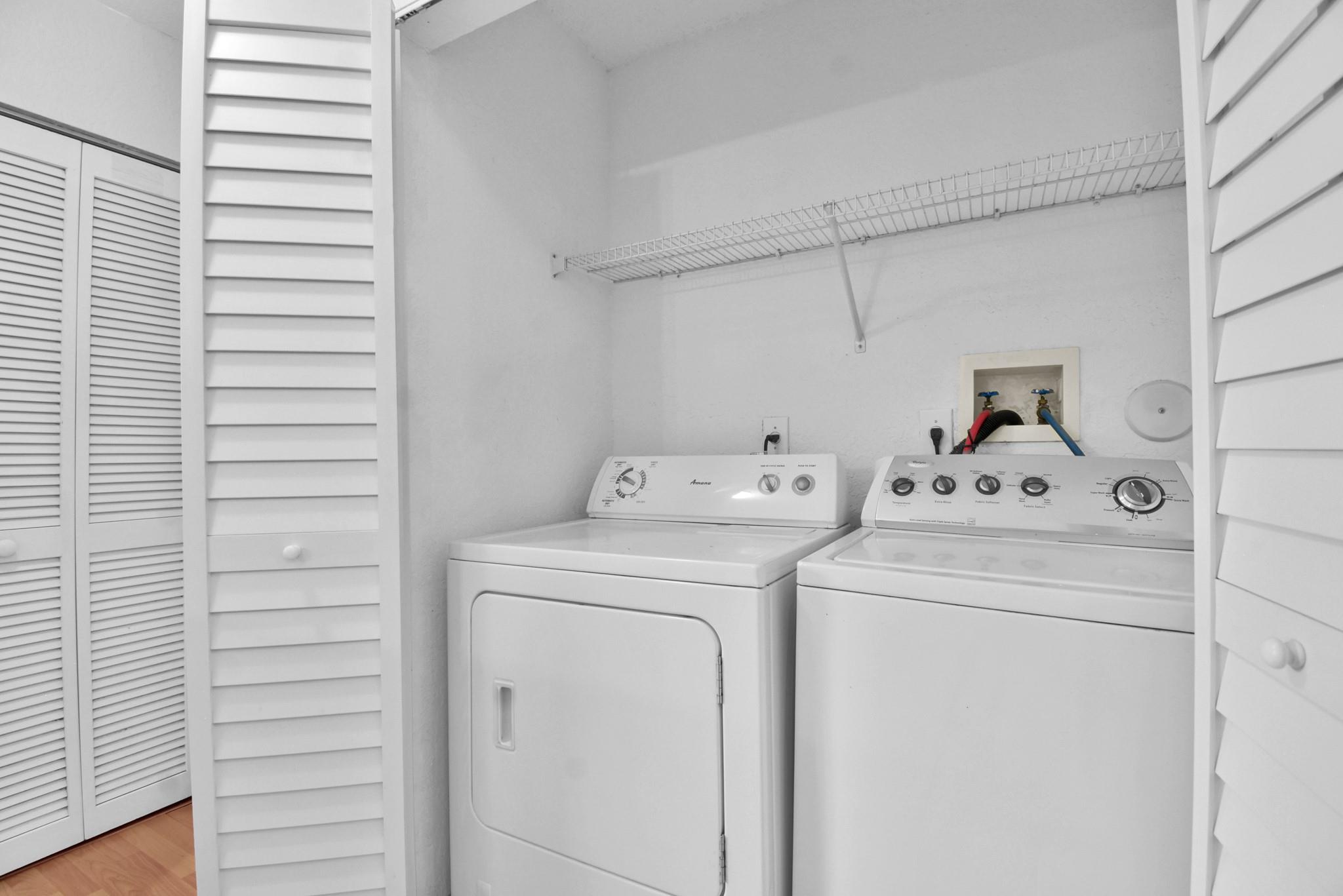 RAINTREE VILLAS - Residential