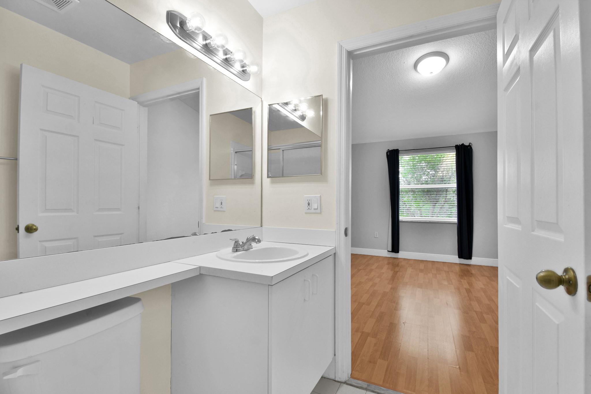 RAINTREE VILLAS - Residential