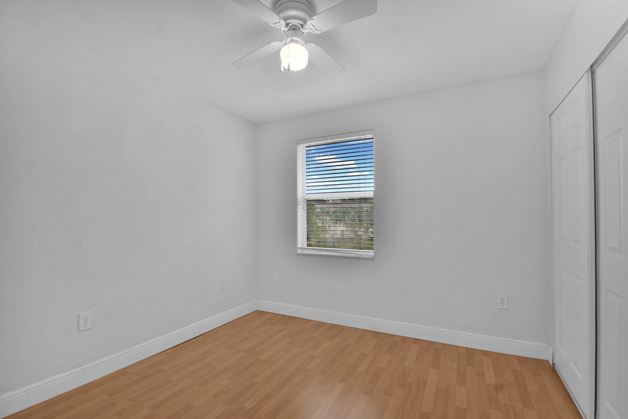 RAINTREE VILLAS - Residential