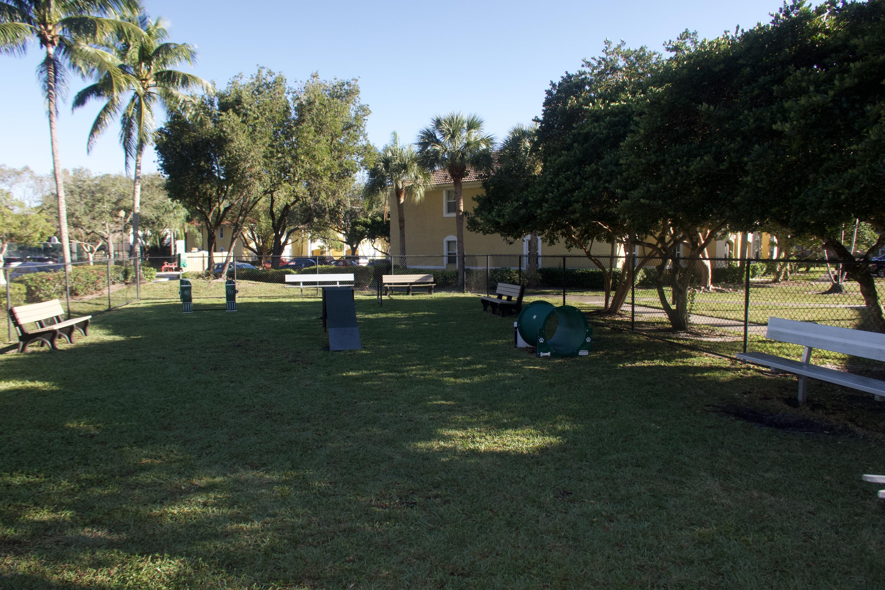 CLUB CARIBE CONDO - Residential