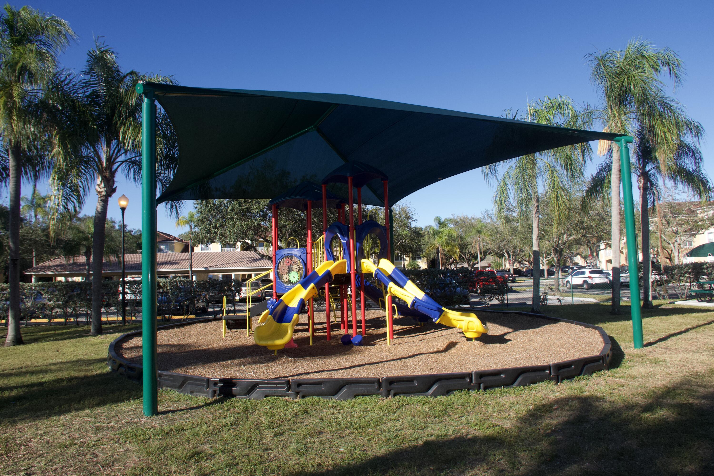 CLUB CARIBE CONDO - Residential